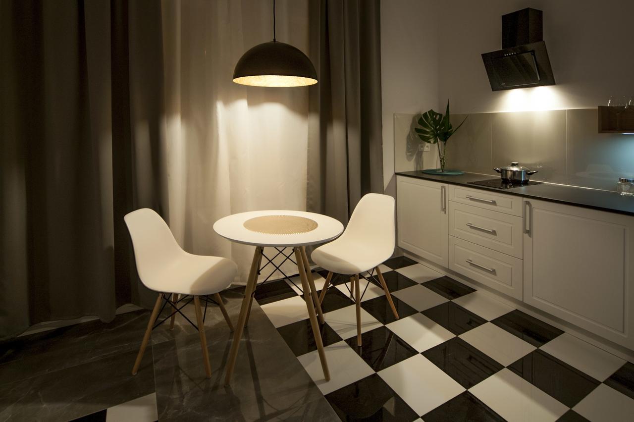 Very Berry Apartment